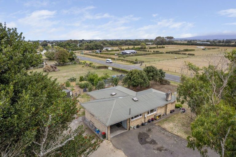 Photo of property in 1277 South Road, Manaia, Hawera, 4678
