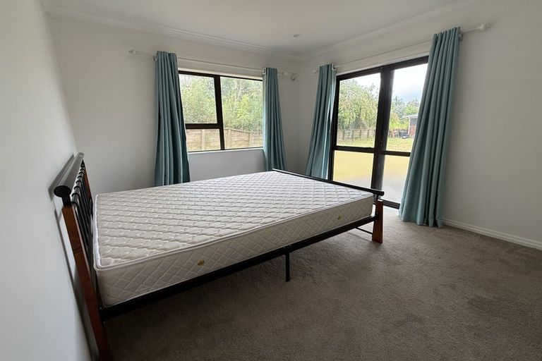 Photo of property in 156 Polo Prince Drive, Alfriston, Auckland, 2105