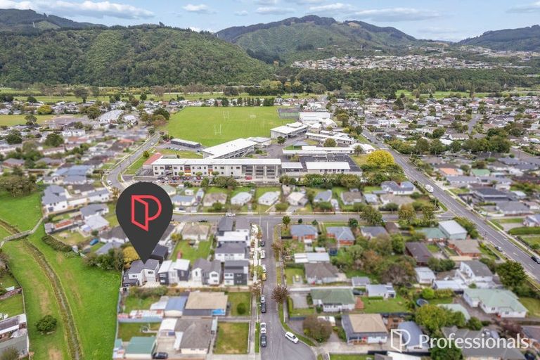 Photo of property in 4d Carroll Grove, Trentham, Upper Hutt, 5018