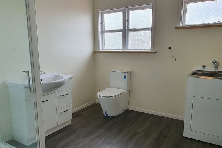 Photo of property in 2/47 Frankmoore Avenue, Johnsonville, Wellington, 6037