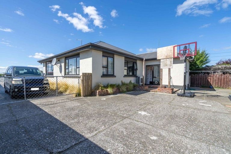 Photo of property in 19 Brown Street, Strathern, Invercargill, 9812