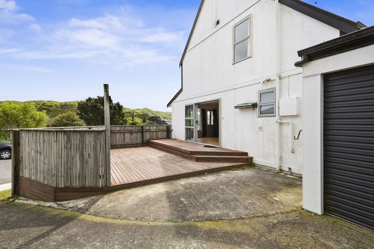 Photo of property in 3a Anaheim Place, Churton Park, Wellington, 6037