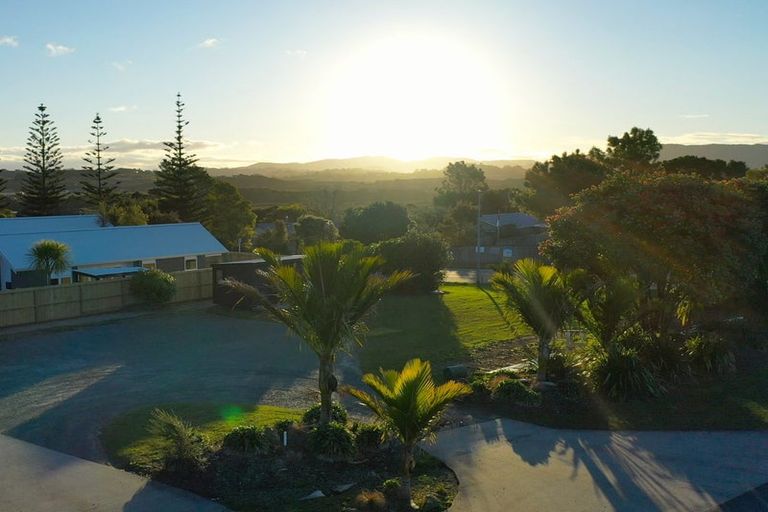 Photo of property in 10a Estuary Drive, Mangawhai Heads, Mangawhai, 0505
