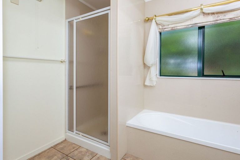 Photo of property in 124a Avalon Place, Whangamata, 3620