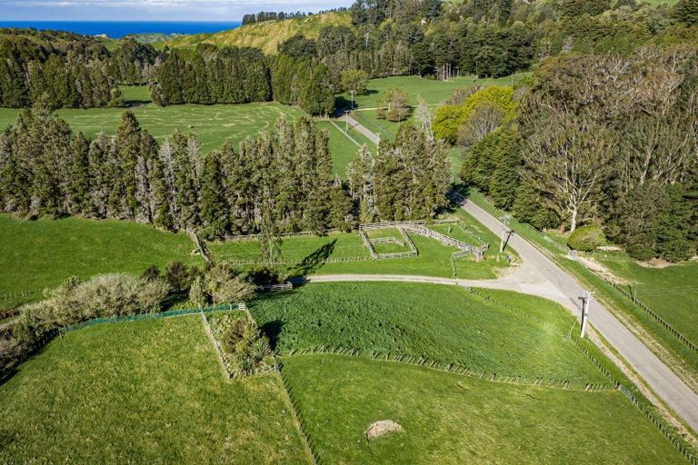 Photo of property in 922 Okaihau Road, Maraetotara, Havelock North, 4294