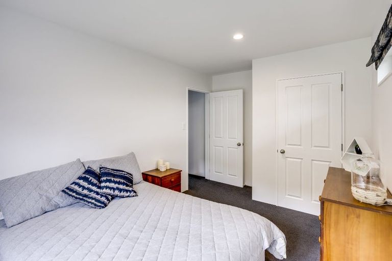 Photo of property in 37 Pukekura Place, Taradale, Napier, 4112