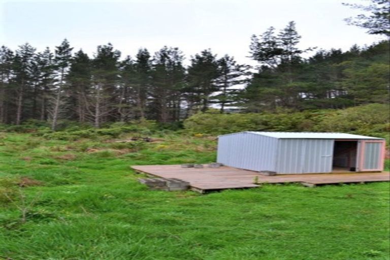 Photo of property in 867 Gladstone Road, Levin, 5571