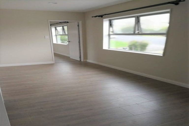 Photo of property in 61 Moore Street, Howick, Auckland, 2014