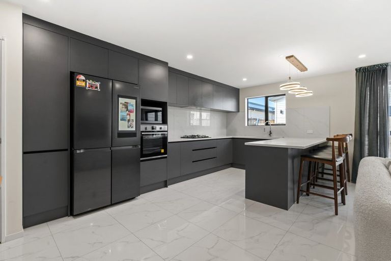 Photo of property in 16 Karihi Road, Karaka, Papakura, 2113