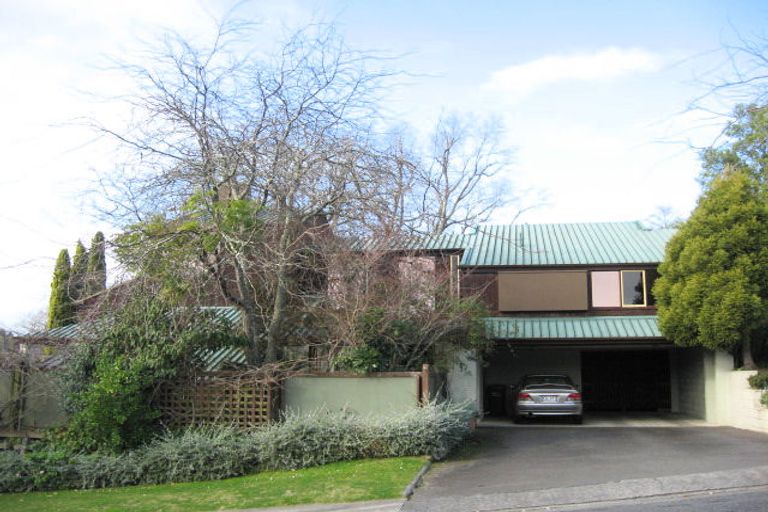 Photo of property in 27 Muritai Crescent, Havelock North, 4130