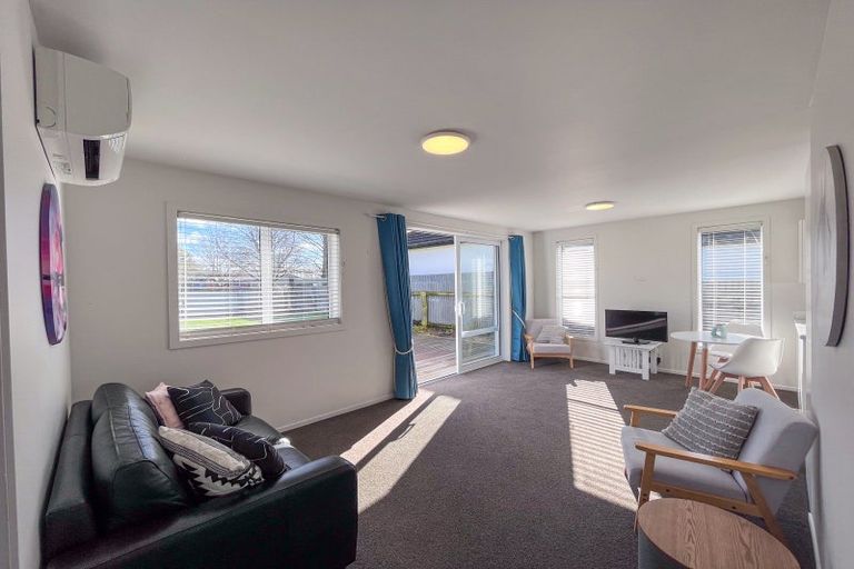 Photo of property in 74 Great North Road, Winton, 9720