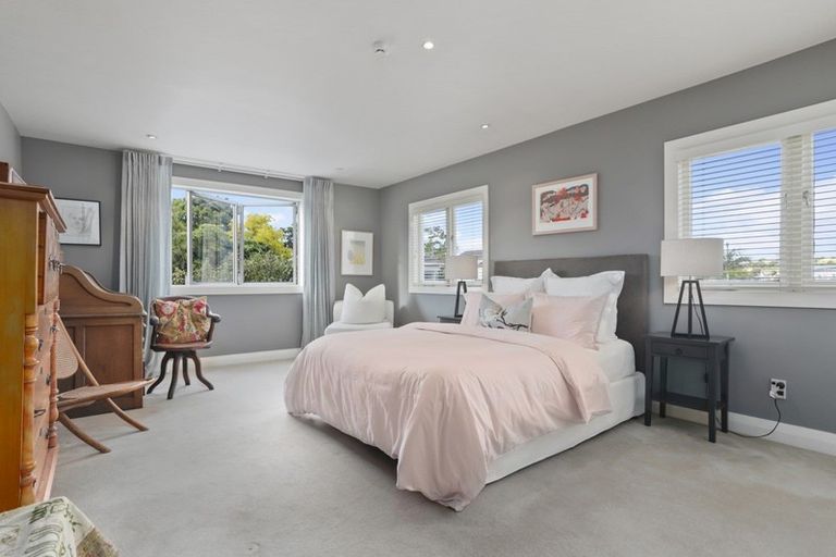 Photo of property in 14 King Edward Parade, Devonport, Auckland, 0624
