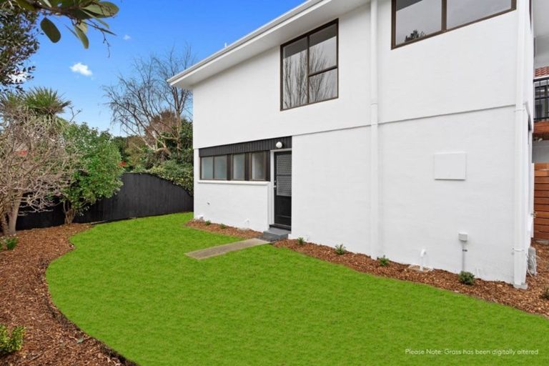 Photo of property in 3/91 Beachville Road, Redcliffs, Christchurch, 8081