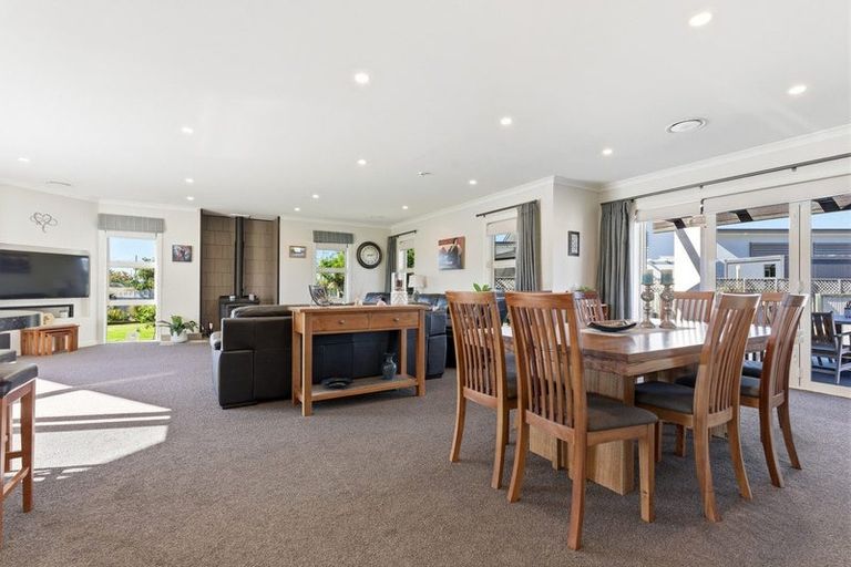 Photo of property in 14 Lakeland Avenue, Twizel, 7901