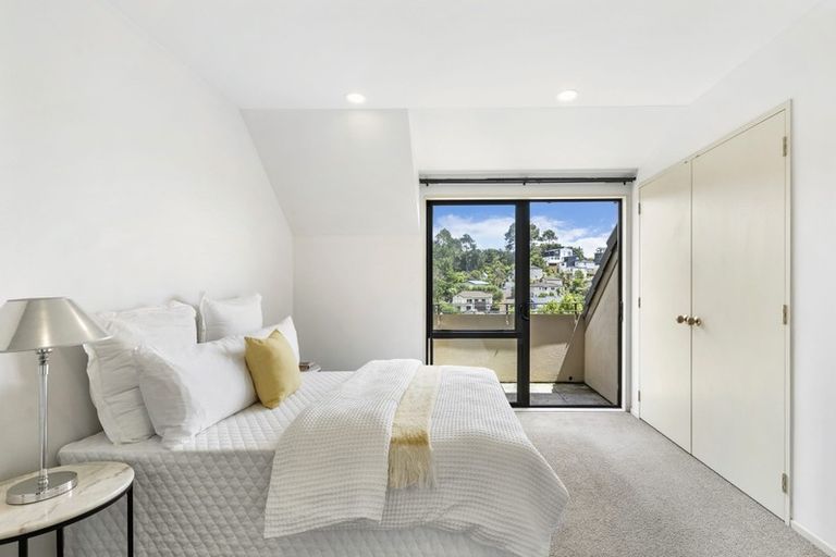 Photo of property in 18 Bushglen Court, Browns Bay, Auckland, 0630