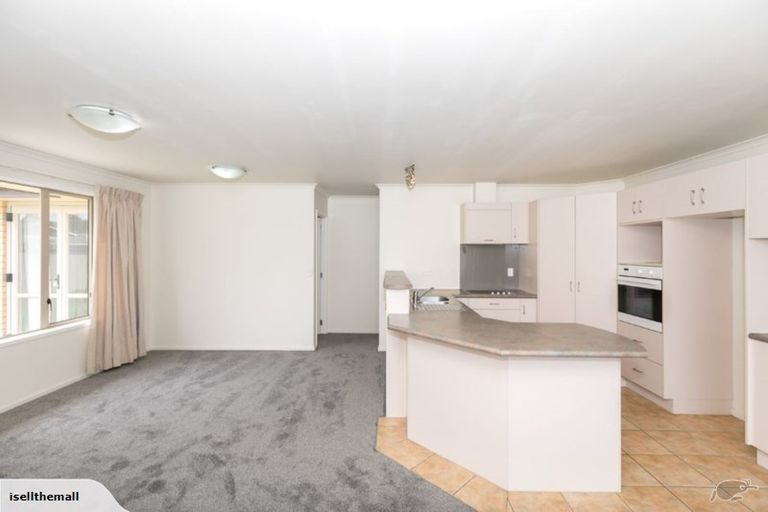 Photo of property in 53a Vardon Road, St Andrews, Hamilton, 3200