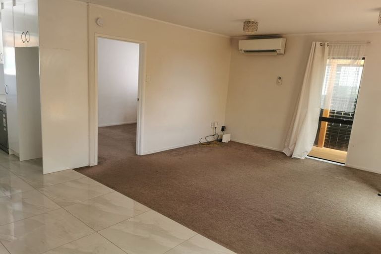 Photo of property in 30 Penion Drive, Flat Bush, Auckland, 2023