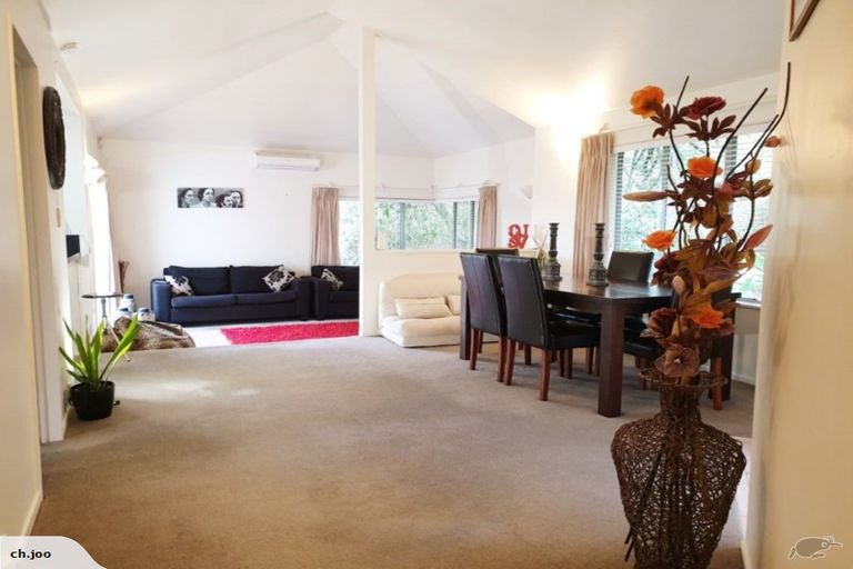 Photo of property in 73 Pemberton Avenue, Bayview, Auckland, 0629