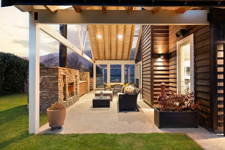 Photo of property in 24 Marshall Avenue, Lake Hayes, Queenstown, 9371