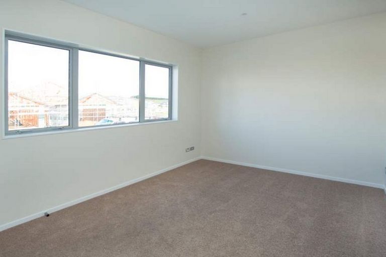 Photo of property in 15 Kaipuke Crescent, Gulf Harbour, Whangaparaoa, 0930