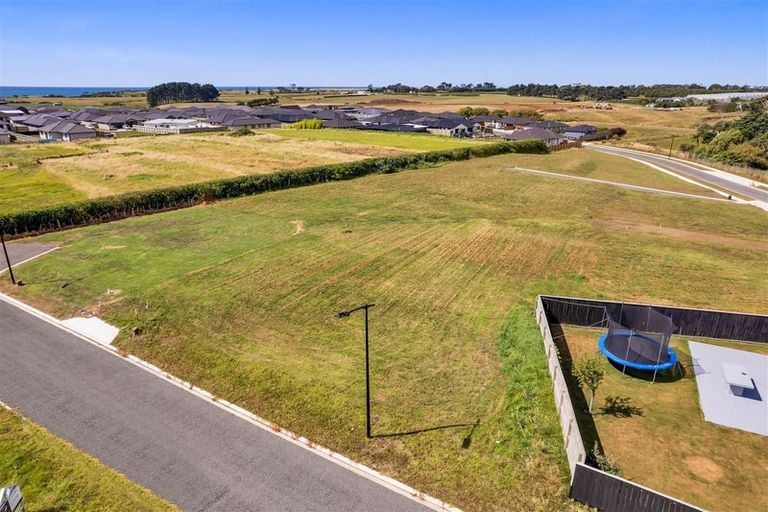 Photo of property in 16 Roka Street, Bell Block, New Plymouth, 4312