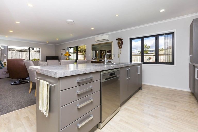 Photo of property in 56a Martin Street, Wallaceville, Upper Hutt, 5018