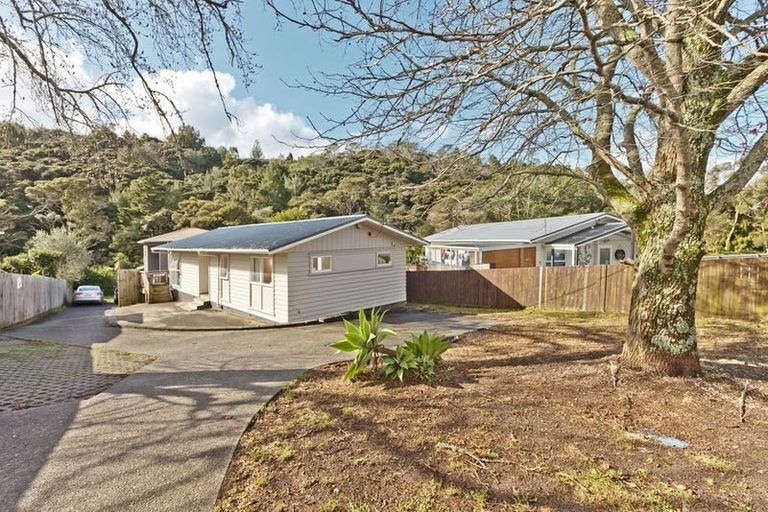 Photo of property in 74 Eskdale Road, Birkdale, Auckland, 0626