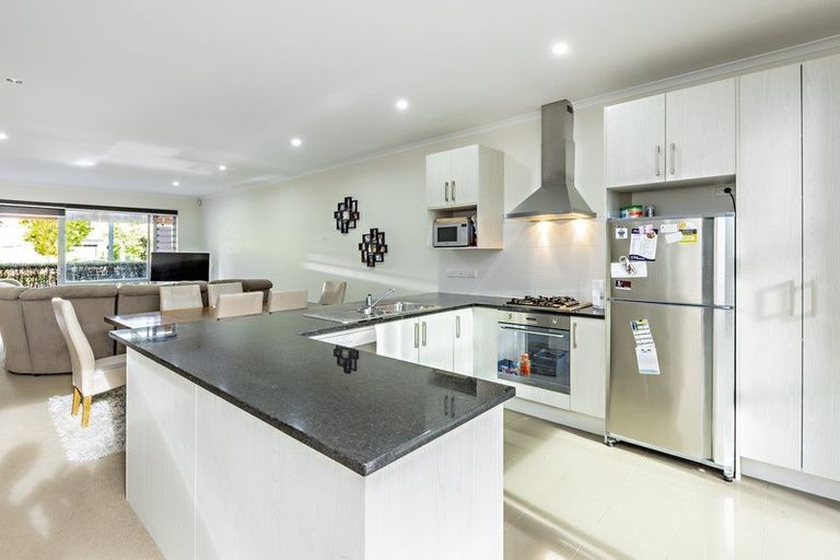 Photo of property in 5 Hakawai Avenue, Takanini, 2112