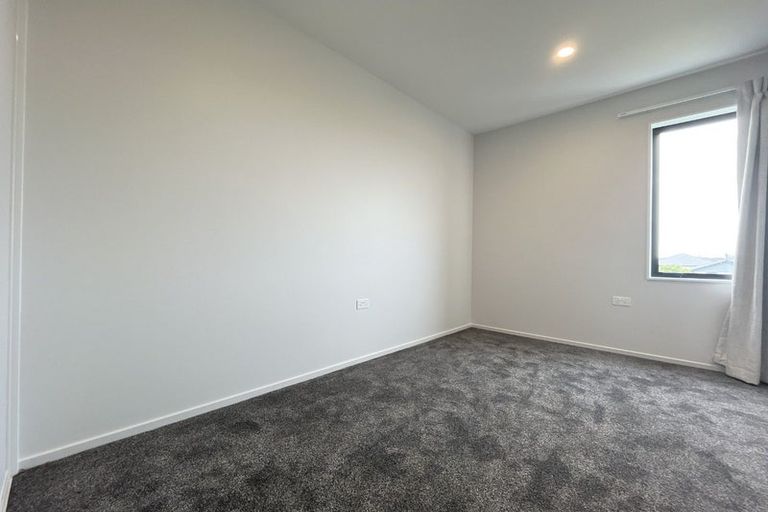 Photo of property in 2/28 Lady Isaac Drive, Rolleston, 7615