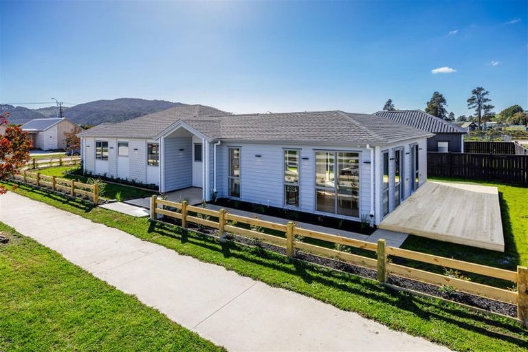 Photo of property in 20 Kakano Street, Clevedon, 2582