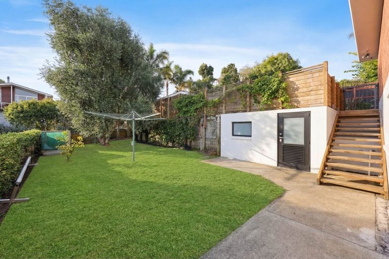 Photo of property in 5 Vintage Drive, Henderson, Auckland, 0612