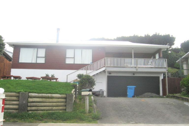 Photo of property in 6 Oakleigh Street, Maungaraki, Lower Hutt, 5010