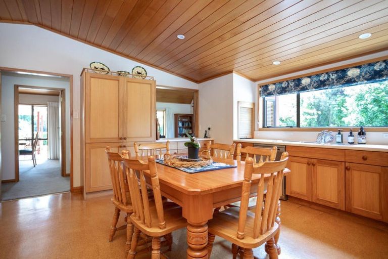 Photo of property in 111 Adelaide Road, Dannevirke, 4930