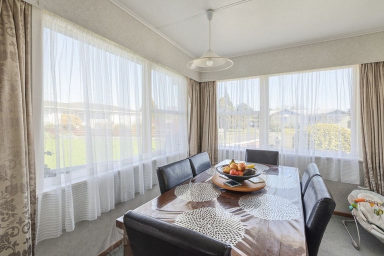 Photo of property in 5 Harlech Street, Levin, 5510