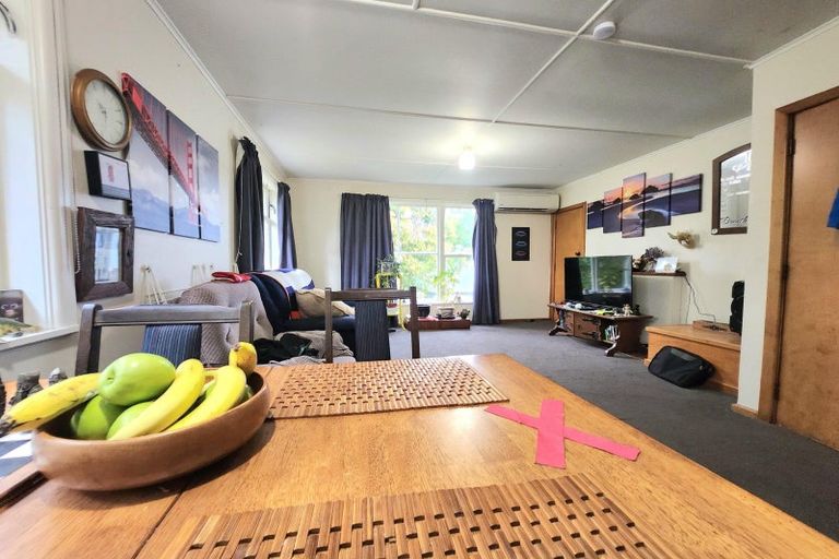 Photo of property in 9 Roach Street, Holmes Hill, Oamaru, 9401