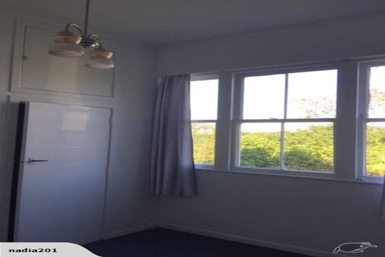 Photo of property in 163 St Heliers Road, Saint Heliers, Auckland, 1071