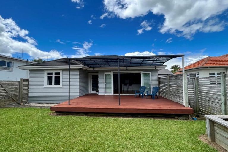 Photo of property in 7 Second Avenue, Avenues, Whangarei, 0110