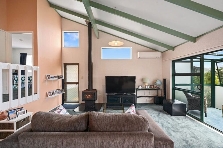 Photo of property in 26 Lingham Crescent, Torbay, Auckland, 0630