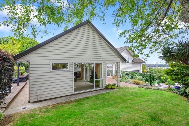 Photo of property in 15a Otumoetai Road, Judea, Tauranga, 3110
