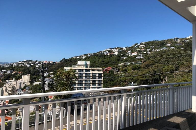 Photo of property in 5 Moeller Street, Mount Victoria, Wellington, 6011