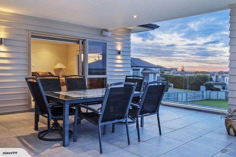 Photo of property in 24 Intrepid Crescent, Beachlands, Auckland, 2018