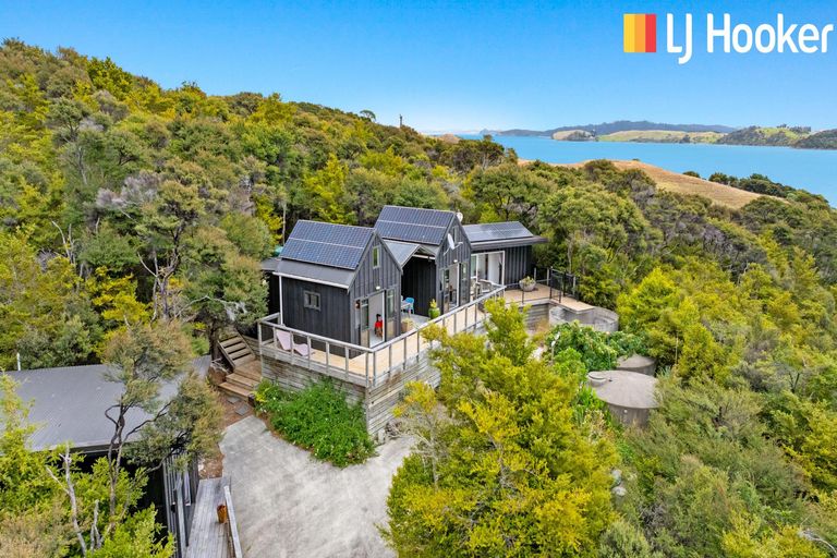 Photo of property in 5 Te Ngahere Lane, Kaiwaka, 0573