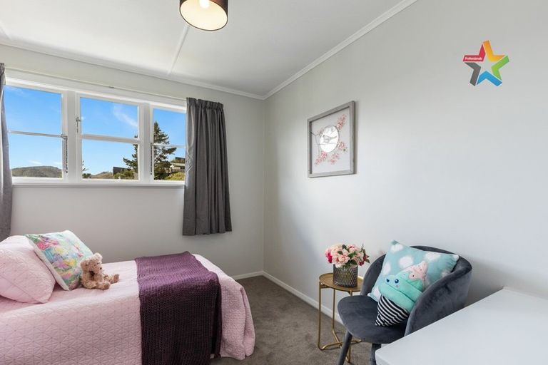 Photo of property in 29 Judd Crescent, Naenae, Lower Hutt, 5011