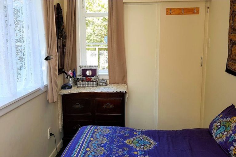 Photo of property in 3 Sunshine Avenue, Karori, Wellington, 6012