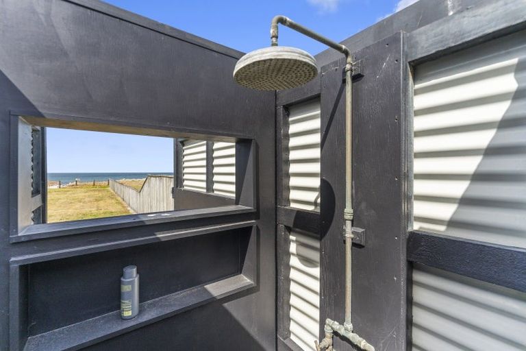 Photo of property in 95 Pukehina Parade, Pukehina, Te Puke, 3189