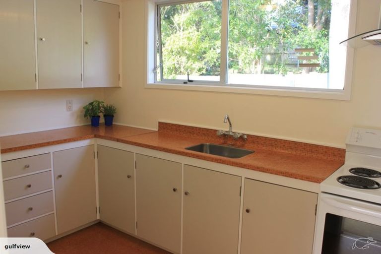 Photo of property in 1/34 Matipo Road, Mairangi Bay, Auckland, 0630