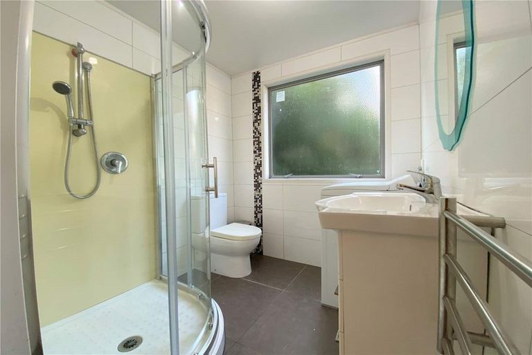 Photo of property in 152a Weatherly Road, Torbay, Auckland, 0630
