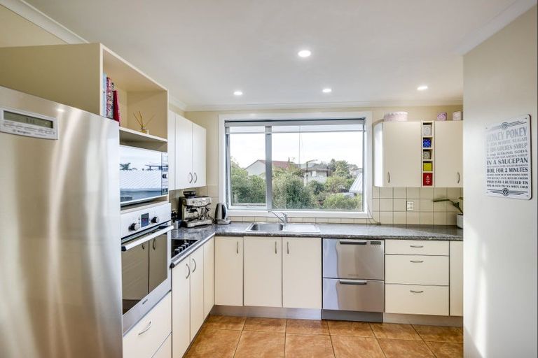 Photo of property in 6 Anthony Place, Bay View, Napier, 4104