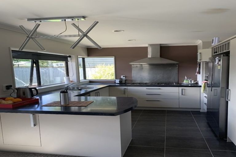 Photo of property in 13a Thackeray Street, Trentham, Upper Hutt, 5018