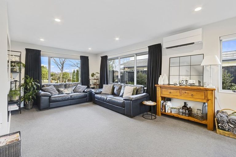 Photo of property in 30 Mounter Avenue, Northwood, Christchurch, 8051